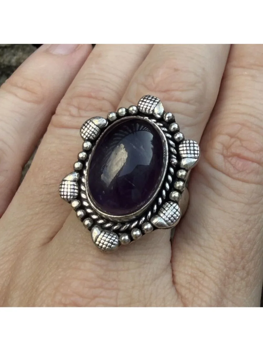 Boho Amethyst Cabochon Statement Ring 8 Silver Tone Beaded Lattice Shield Gothic